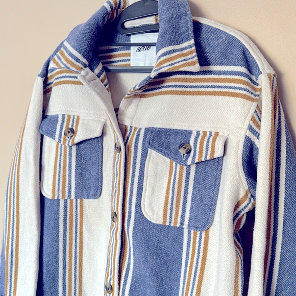 Aerie - Picture 3 of 8